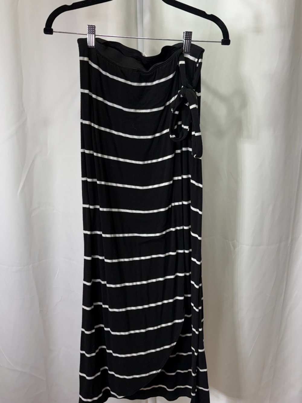 Black & White Striped Wrap Maxi Skirt with Side Tie 2529